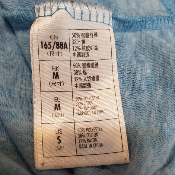 🍍Disney Vintage Minnie Mouse shortsleeve top - Picture 7 of 7